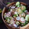 Gaivios agurkų ir ridikėlių salotos su feta